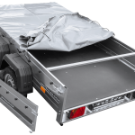 Remorque légère 230x125 UNITRAILER GARDEN 230 KIPP avec châssis H-0 et bâche bleue